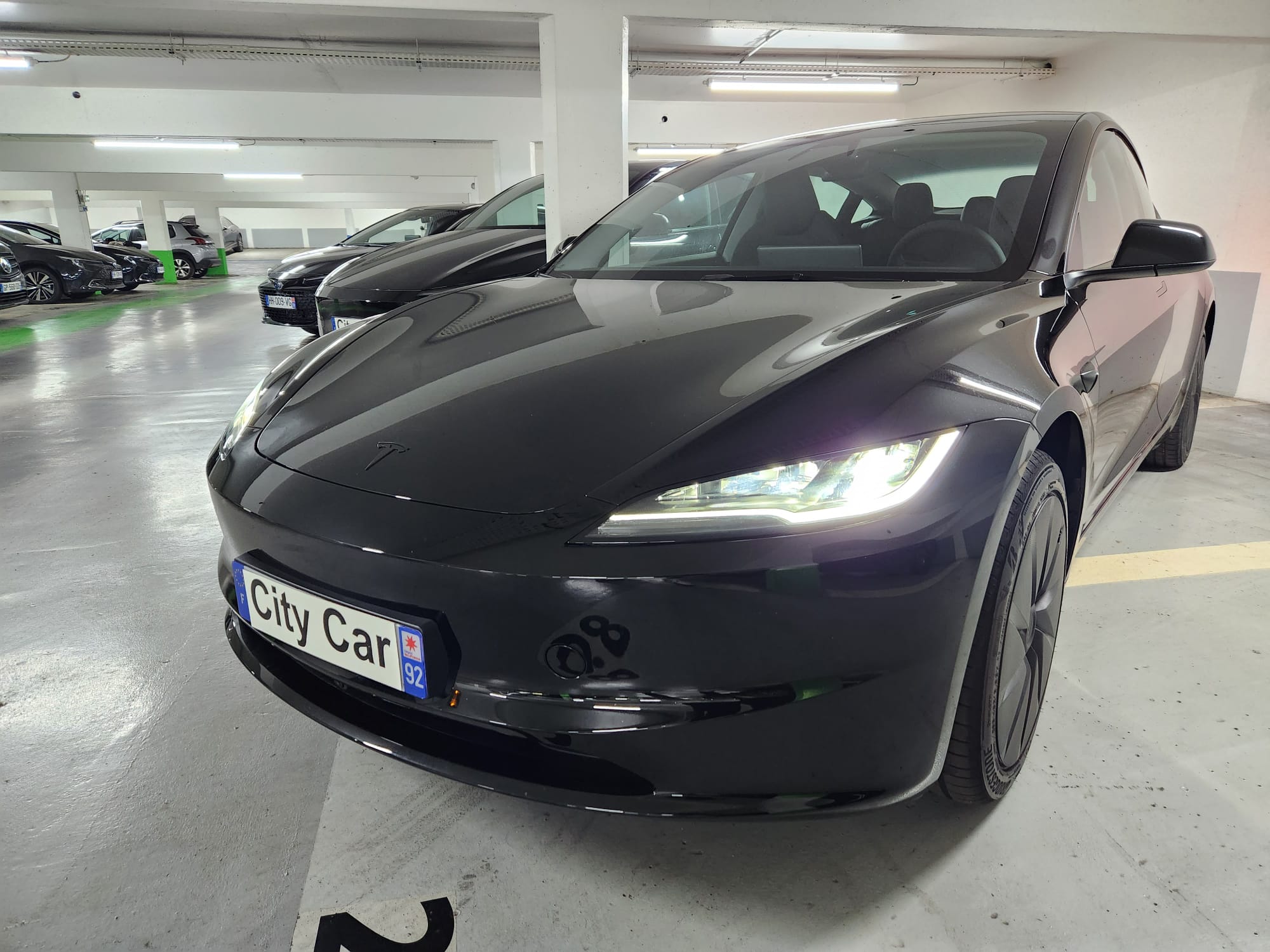 TESLA 3 — rendu CityCar
