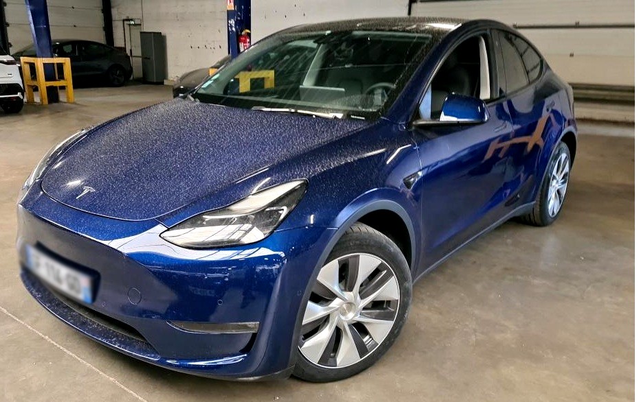 TESLA Y — rendu CityCar